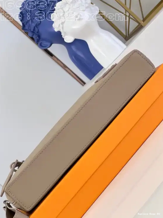 Affordable VUITTON IPAD POUCH LOUIS 0529